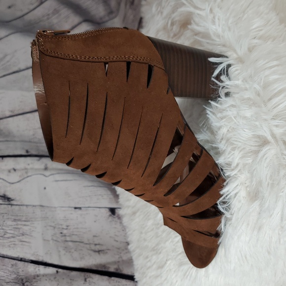 Carlos by Carlos Santana Brown Heeled Ankle Bootie Size 9 EUC - Picture 7 of 12